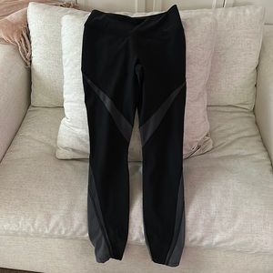 Women’s Nike dri-fit workout leggings size S